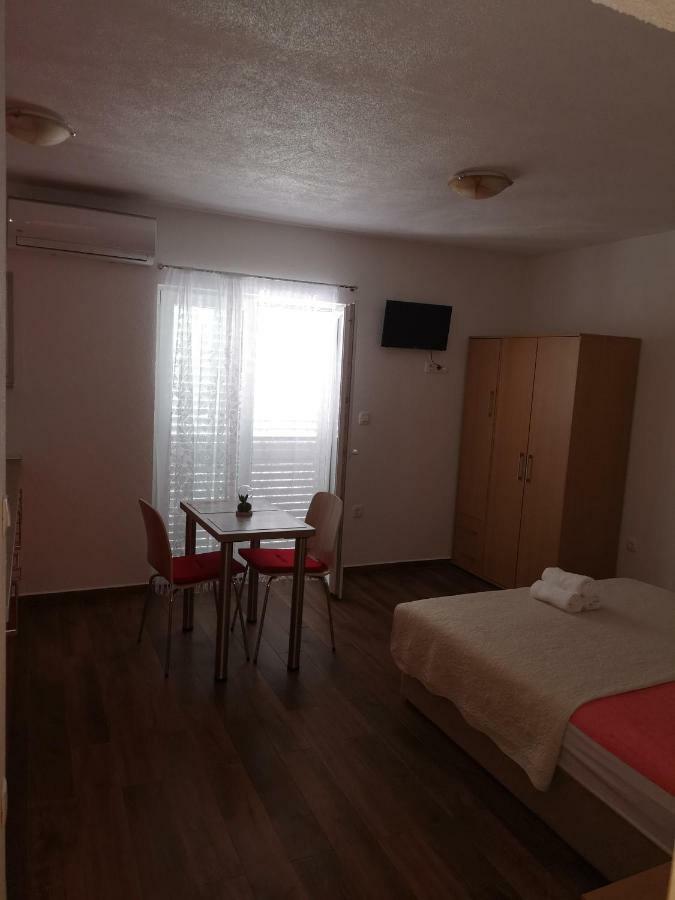 Apartmani Sea Baška Voda Dış mekan fotoğraf